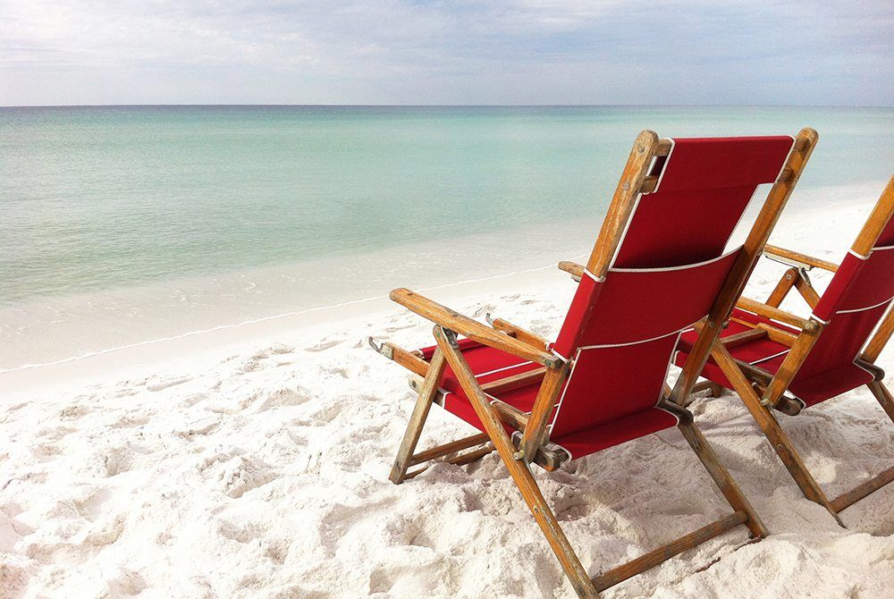 30A Beach Chair Rentals: Prices, Locations, Pros & Cons